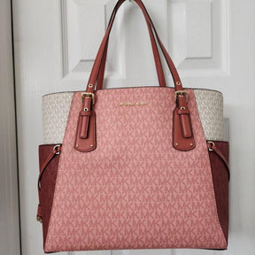 MICHEAL KOR  S VOYAGER SIDE POCKET TOTE BAG
