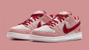 Nik.e Sb Dunk Low Pro Qs Strangelove 173