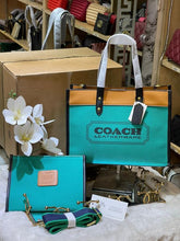 Coach  Field  Tote  30  Authenic  Green  Canvas    Leather  With  Pouch  OG  Box  &  Dust  Bag  6739  Green