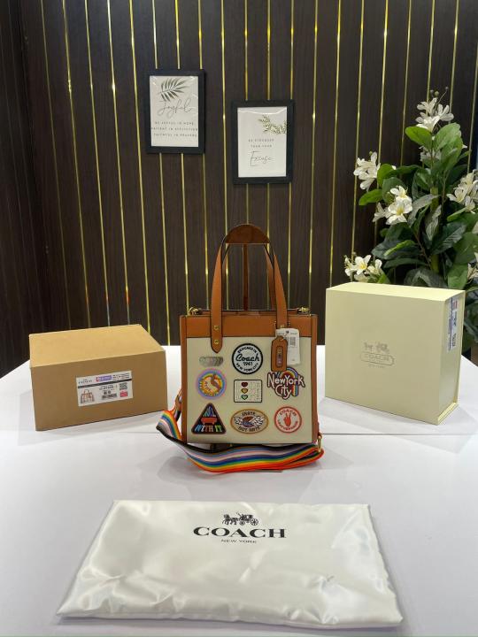 Coach  luxury    rainbow  field  small tote bag  with  og  double box