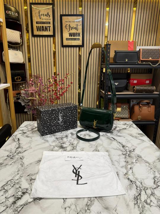 (Ysl) Yves Saint Laurent Le Hobo Shoulder Bag With Box And Dust Bag (2428 1 Green)