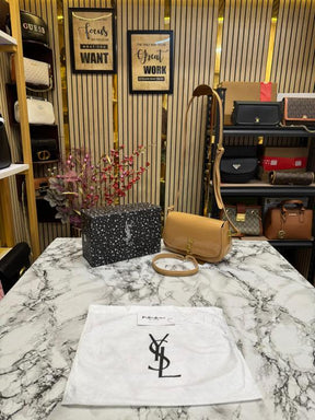 (Ysl) Yves Saint Laurent Le Hobo Shoulder Bag With Box And Dust Bag (2428 1 Apricot)