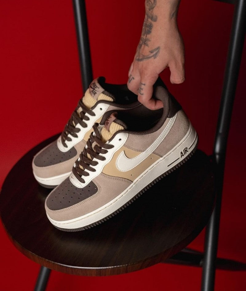 Nikee AirForce 1 07 LV8 Hemp Coconut Milk