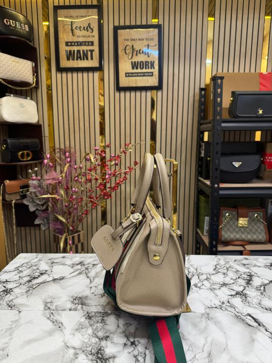 Gucc  i GG Ophidia Handbag With Dust Bag (Cream)