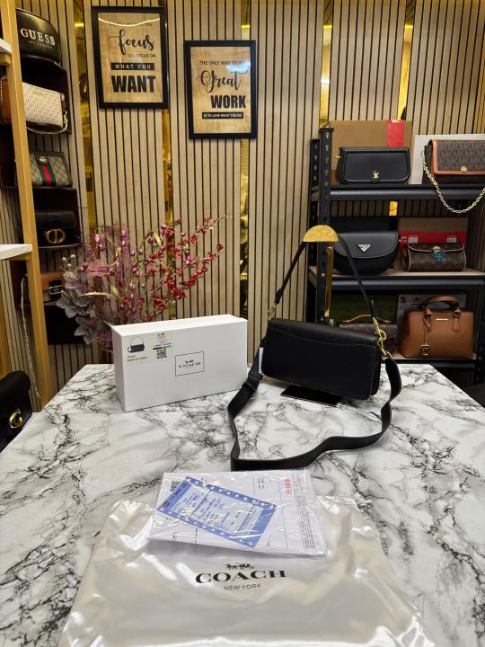 COAC  H TABBY SHOULDER BAG WITH OG BOX AND DUST BAG (BLACK)