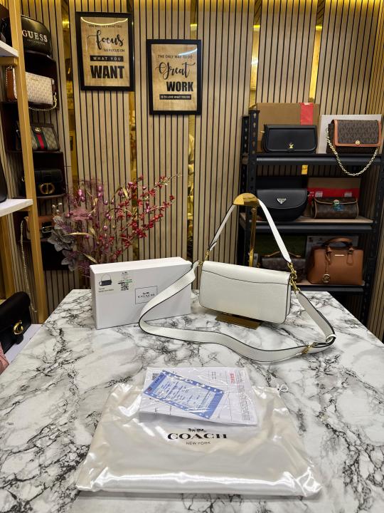 COAC  H TABBY SHOULDER BAG WITH OG BOX AND DUST BAG (White)