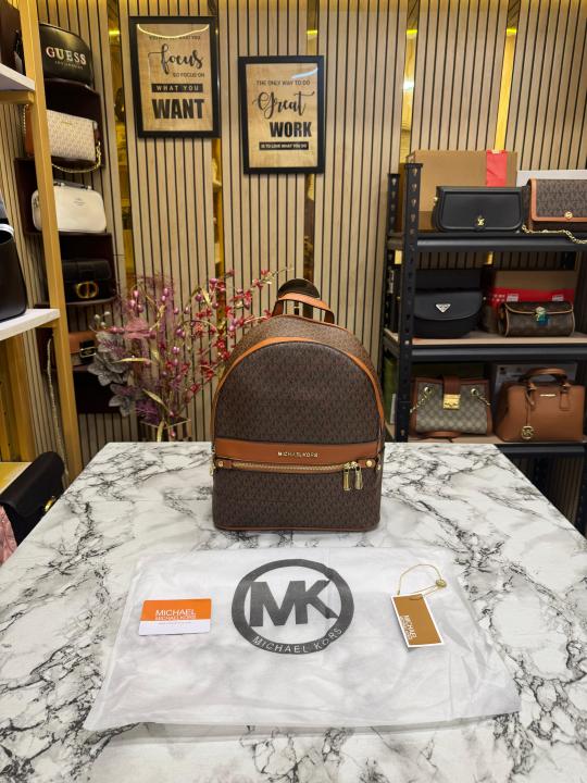 Michael  Kors Kenley Backpack Premium Quality With Dust Bag (Brown)