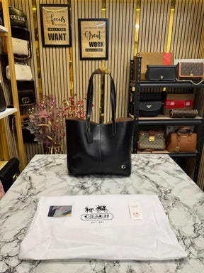Coach  North  Leather  Tote  Bag  Premium  Quality  With  Dust  Bag  (Black)