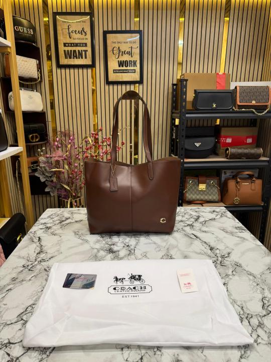 Coach  North  Leather  Tote  Bag  Premium  Quality  With  Dust  Bag  (Brown)