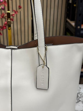 Coach  North  Leather  Tote  Bag  Premium  Quality  With  Dust  Bag  (White)