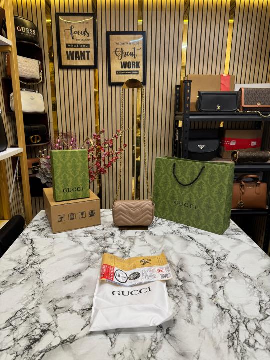 Gucc  i Gg Mini Marmont With Double Og Box And Dust Bag Including Carry Bag (Brown)