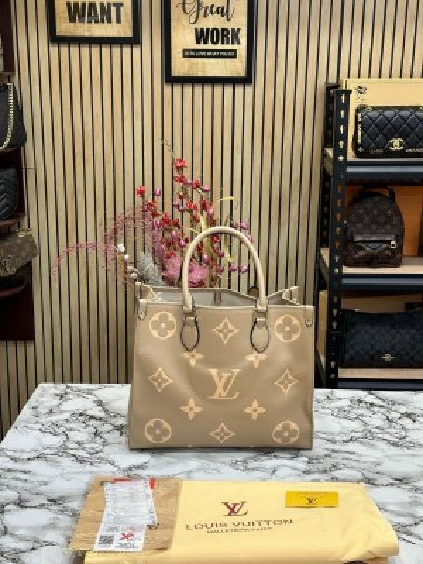 LOUIS  VUITTON ONTHEGO PREMIUM QUALITY WITH DUST MEDIUM SIZE (KHAKI)
