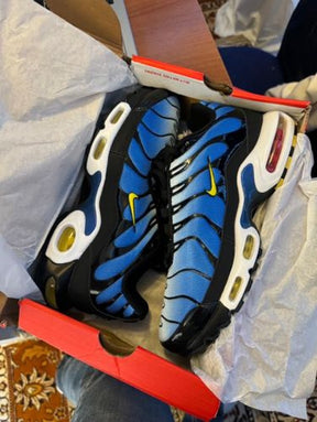 E Airmax plus hyper blue sale