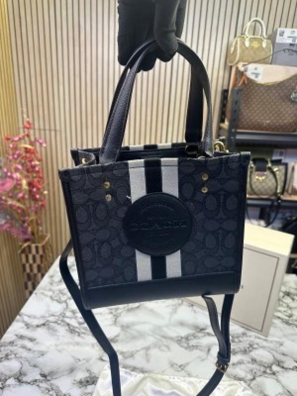 COAC  H LUXURY DESIGNER TOTE WITH OG BOX AND DUST BAG PREMIUM QUALITY (BLACK) (S3)