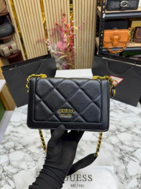 GUESS CONVERTIBLE XBODY HANDBAG WITH OG BOX AND DUST BAG WITH CARRY BAG PREMIUM QUALITY (BLACK) 1005