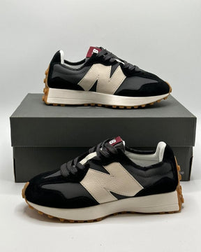 New Balance 327 Black White 121