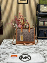 MICHAEL  KORS ELEGANT TOTE BAG PREMIUM QUALITY WITH OG DUST BAG [ BROWN]