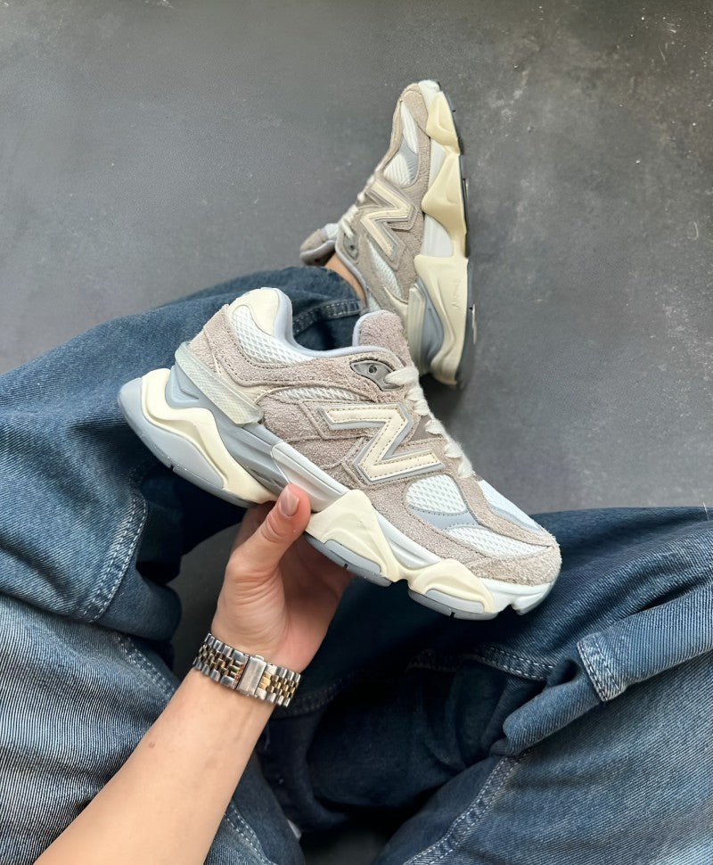 New Balance 9060 Driftwood 257