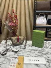 GUCC  I GG HORSESHOE SHOULDER BAG WITH OG BOX AND DUST BAG