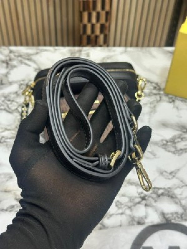 MICHAEL  KORS JET SET DUAL SHOULDER BAG WITH OG BOX AND DUST BAG (BLACK COFFEE)