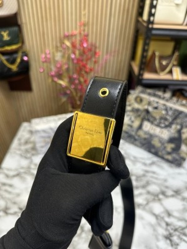 CHRISTIAN DIO  R MONTAIGNE HANDBAG WITH OG BOX DUST BAG & CARRY BAG [BLACK]