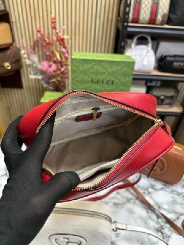 GUCC  I SOHO LEATHER HANDBAG WITH OG BOX AND DUST (RED) (S5)