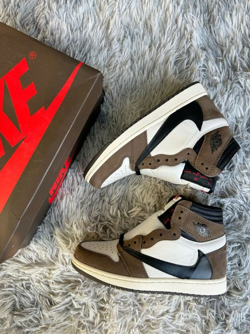 NIK E Air jordan travis scott retro 1 high og dark mocha semi ua