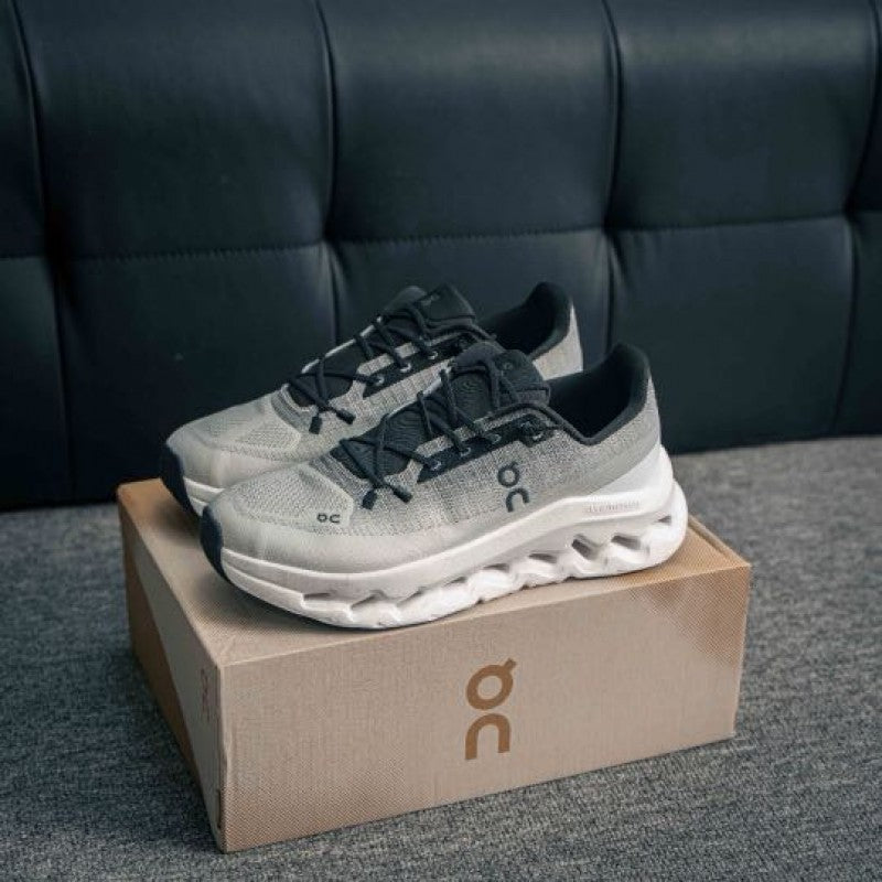 On Running Cloud Tilt Ivory Black