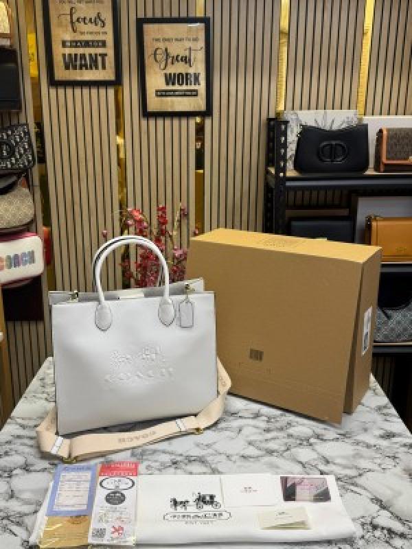Coach  Ace  Tote  Bag  Carryall  With  Box  And  Dust  Bag  (Full  White)