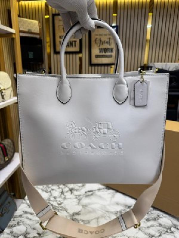 Coach  Ace  Tote  Bag  Carryall  With  Box  And  Dust  Bag  (Full  White)