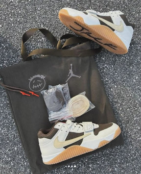 Nikee Air Jordan Travis Scott x Jordan Jumpman jack Sail