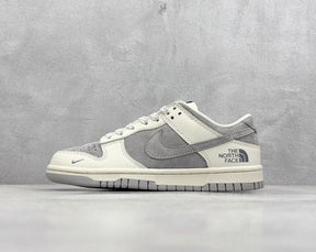 Nik e sb dunk low x north face 2025