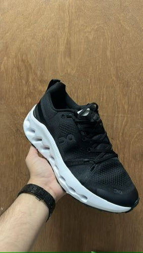 On Cloudleap Black White