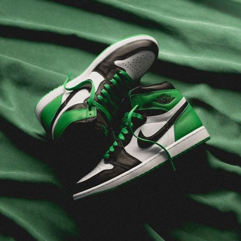 Nik.e Air Jorda.n Retro 1 High Lucky Green Semi UA