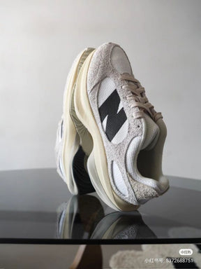 New Balance Warped Runner