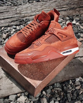 Nik e Air Jordan 4 x Nigel Sylvester Brick By Brick