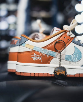NIKEE SB DUNK STUSSY GREY ORANGE 2025