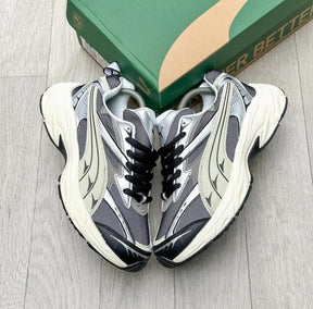 Pum a Morphic Retro Cream Black