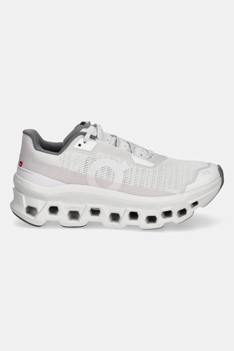 On CLOUDMONSTER VOID Pink 401