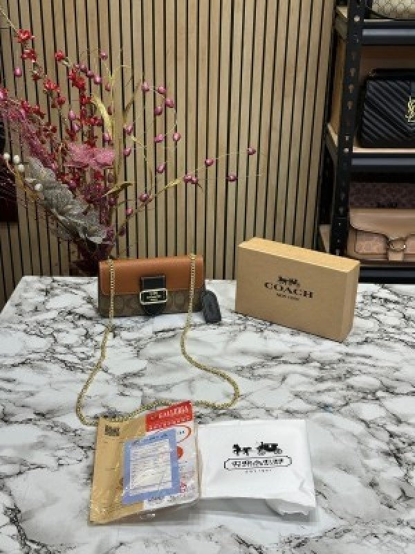 COAC  H MORGAN CROSSBODY WITH OG DUST BAG & BOX PREMIUM QUALITY [ LIGHT COFFEE]