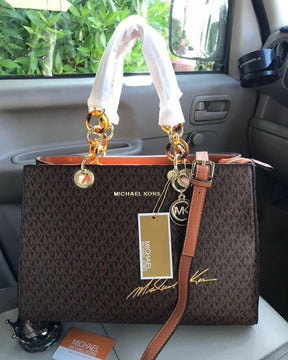 Michael  Kors Cynthia Signature Bag With Dust Bag (5340 Coffee Brown)