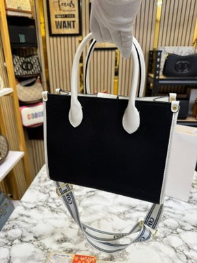 Coach  Signature  Canvas  Shoulder  Bag  Tote  With  CarryBag  (Black)