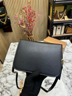BURBERRY  TB  SHINY  LOGO  LEATHER  BAG  BLACK