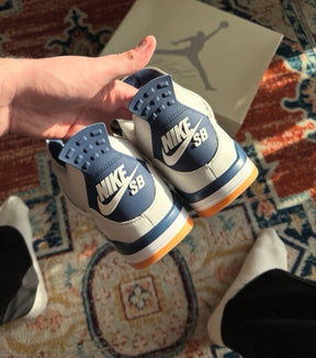 Air JORDAN RETRO 4 MID NIGHT NAVY