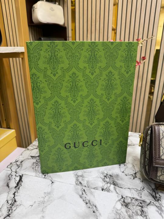 Gucci  GG  Supreme  Sling  Bag  With  Magnetic  Box  And  Dust  Bag  Including  CarryBag