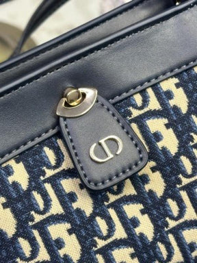 CHRISTIAN  DIOR  KEY  OBLIQUE  SMALL  BAG  WITH  OG  BOX  1162