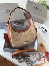 coach  crossbody  lady  bed  with  foldingbox  5232