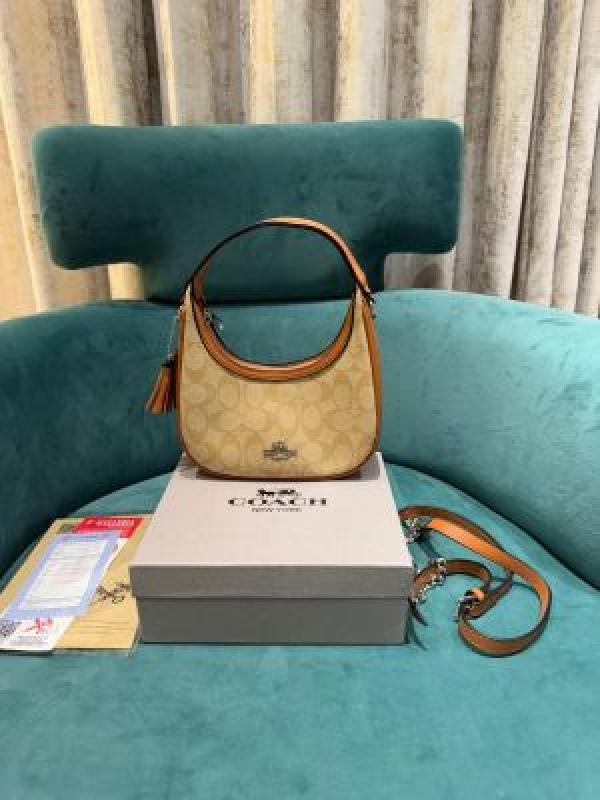 coach  crossbody  lady  bed  with  foldingbox  5232