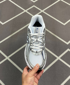 new Balancee Unisex 740 Navy with White and Shadow Grey