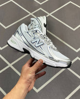 new Balancee Unisex 740 Navy with White and Shadow Grey